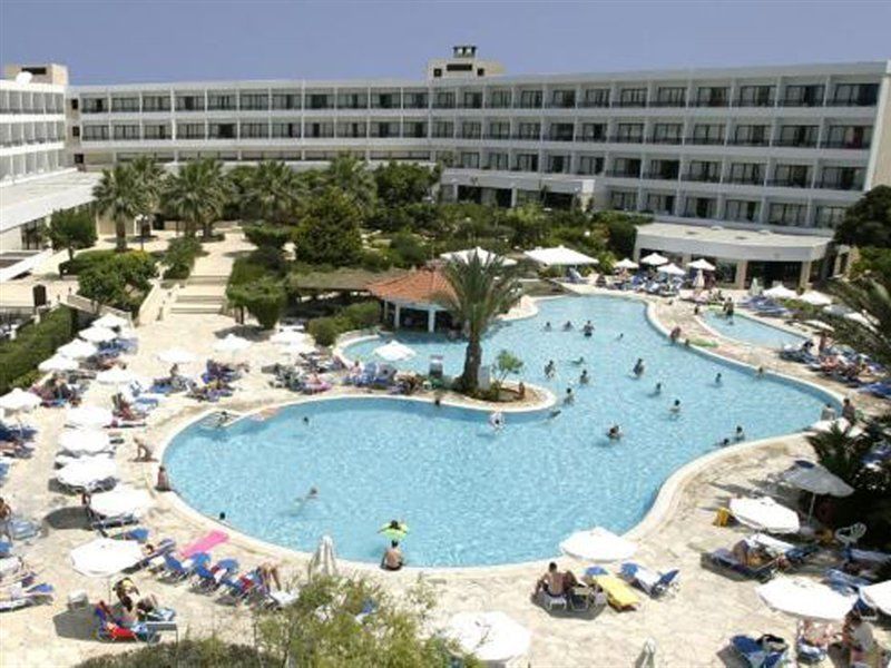 Avanti Hotel Пафос Экстерьер фото