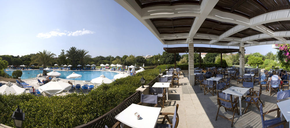 Avanti Hotel Пафос Экстерьер фото